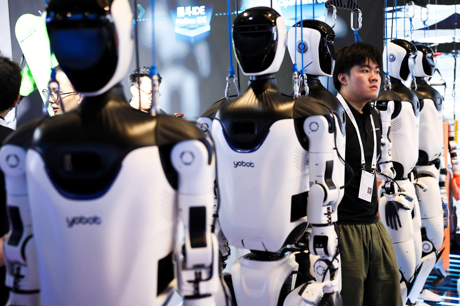 In the AI age, we must all be fact-checkers