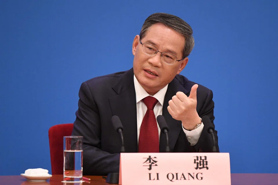 A meeting between Li and a group of German and Chinese CEOs highlights the dilemma for German companies, which greatly depend on the Chinese market to sell their goods and procure materials, putting them at odds with the government’s goal to diversify away from China.