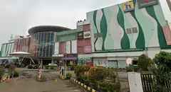 Cibubur Junction in East Jakarta, Indonesia, is a five-storey shopping centre with a basement level and a car park.