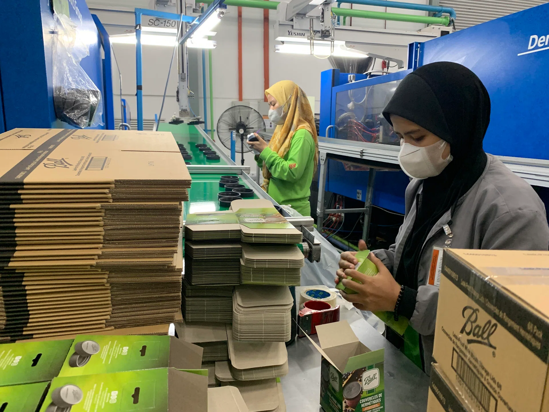 7 in 10 Malaysian manufacturing firms report worsening outlook amid Middle East conflict: survey