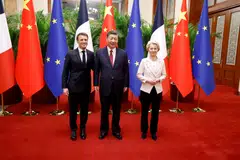 European Commission President Ursula von der Leyen (right) and France's President Emmanuel Macron (left) meeting with China’s President Xi Jinping in Beijing, China, Apr 6.