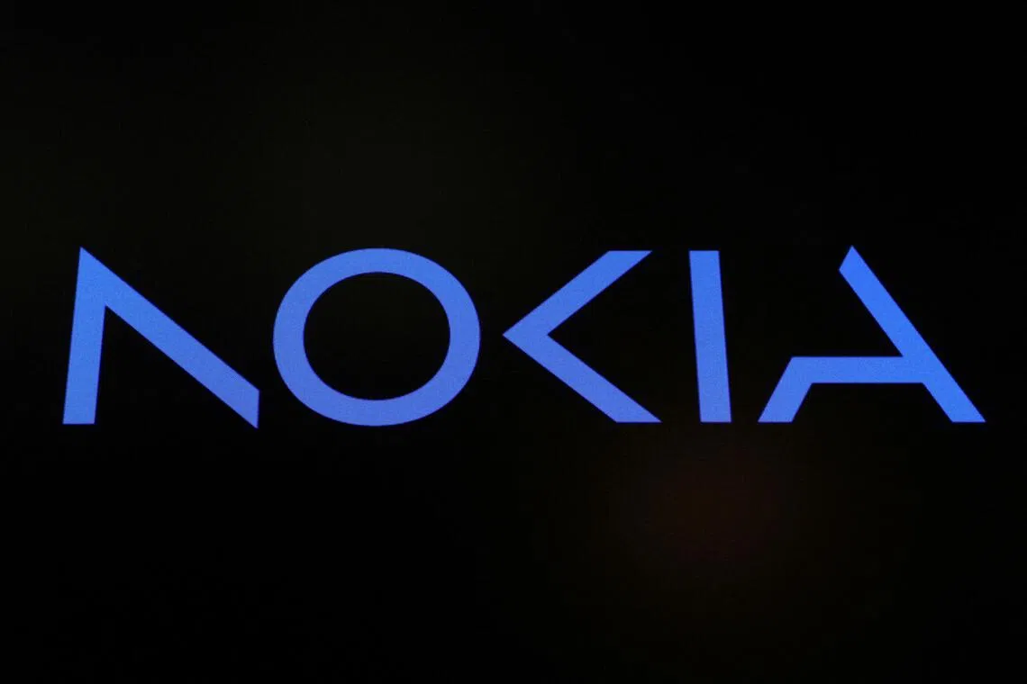 Nokia’s comparable operating profit fell 3% to 1.05 billion euros (S$1.6 billion) in the fourth quarter.