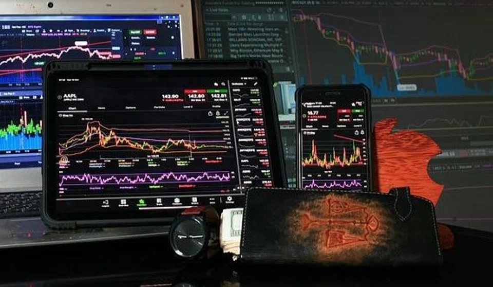 Foreign institutional and individual investors trading via licensed platforms in Vietnam will face a 0.1% tax on transaction value.