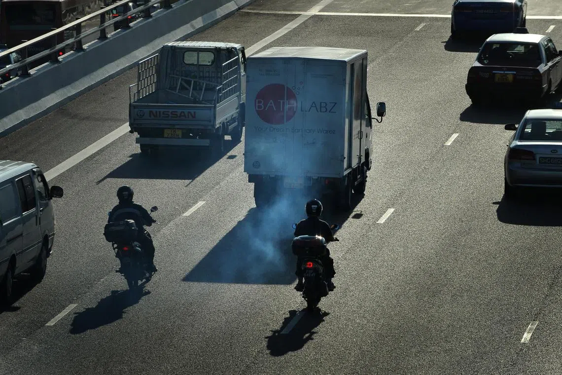 The scheme promoting cleaner commercial vehicles has been extended until March 2027, but still lacks coverage for heavier vehicle types. 