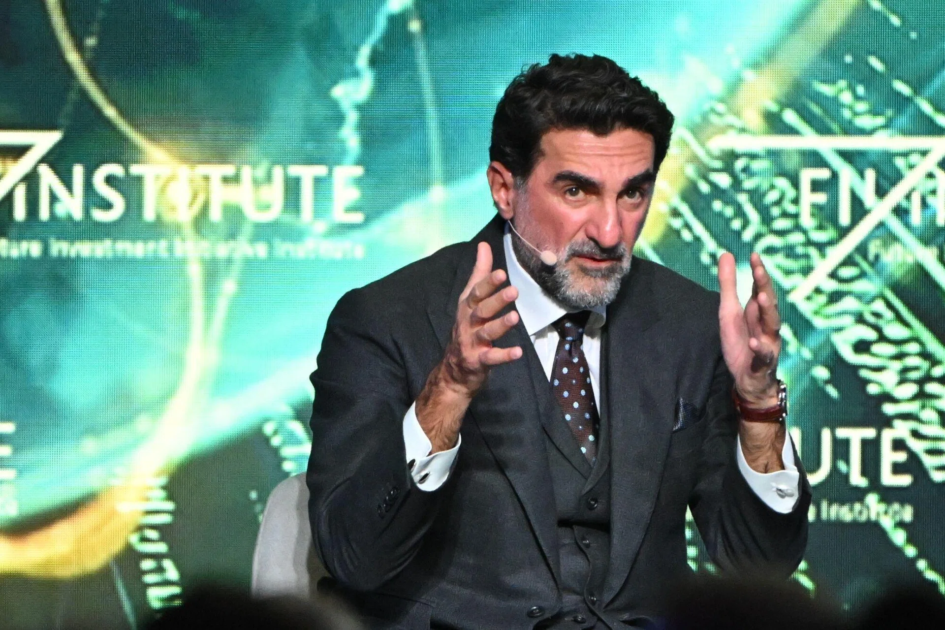 Saudi wealth fund plans to more than double investments in Japan