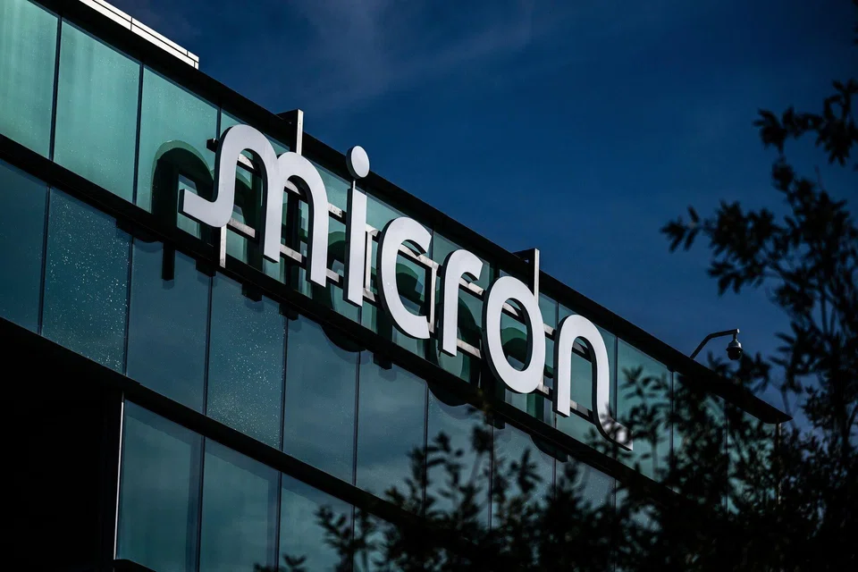 Micron projected revenue for the current quarter at US$18.70 billion, plus or minus US$400 million, compared with analysts’ average estimate of US$14.20 billion.