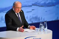 The European Union’s Commissioner for Defence and Space Andrius Kubilius warns that a US military takeover of Greenland would be the end of Nato. 