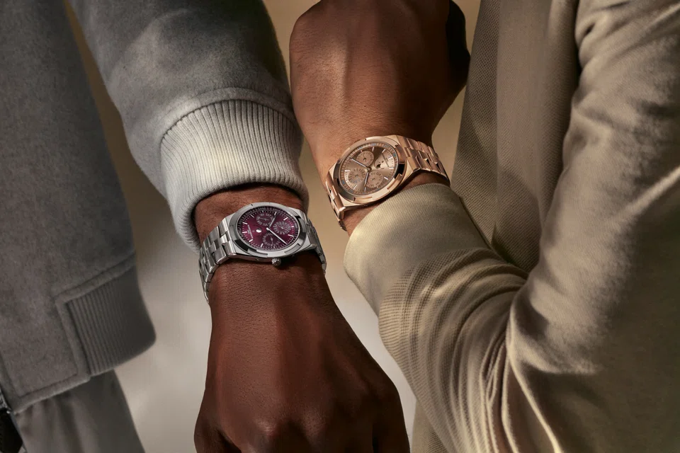 Vacheron Constantin expands the Overseas collection with two new interpretations of the Overseas Perpetual Calendar Ultra-Thin.