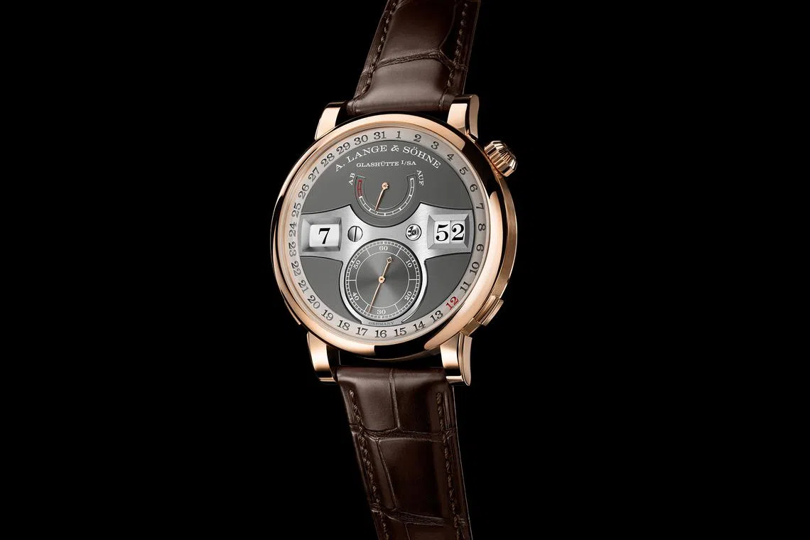 A Lange & Sohne recently presented a new version of the Zeitwerk, the first in the collection to combine the warm hue of pink gold with a grey dial.