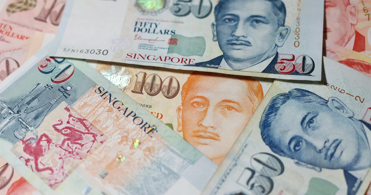 Low rates may weigh on Singdollar after MAS policy hold