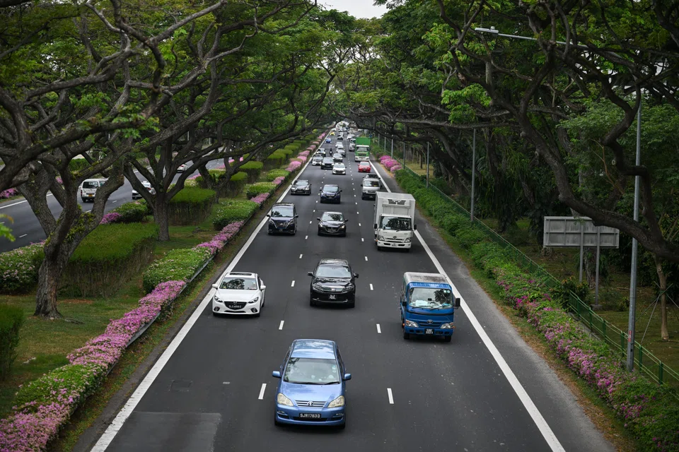 The large-car category posted the biggest dip in May's second round of bidding, but it was down by under 3%. 