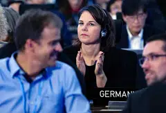 German Foreign Minister Annalena Baerbock says: “It is more than frustrating to see overdue steps on mitigation and the phase-out of fossil energies being stonewalled by a number of large emitters and oil producers.”