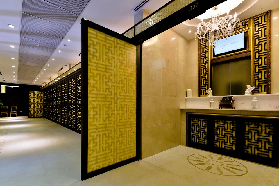 There are 14 private booths at Goldhill Memorial Centre.