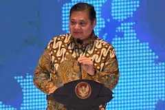 Indonesia's Minister of Economic Affairs Airlangga Hartarto says the package includes US$1.81 billion for 35 million households.