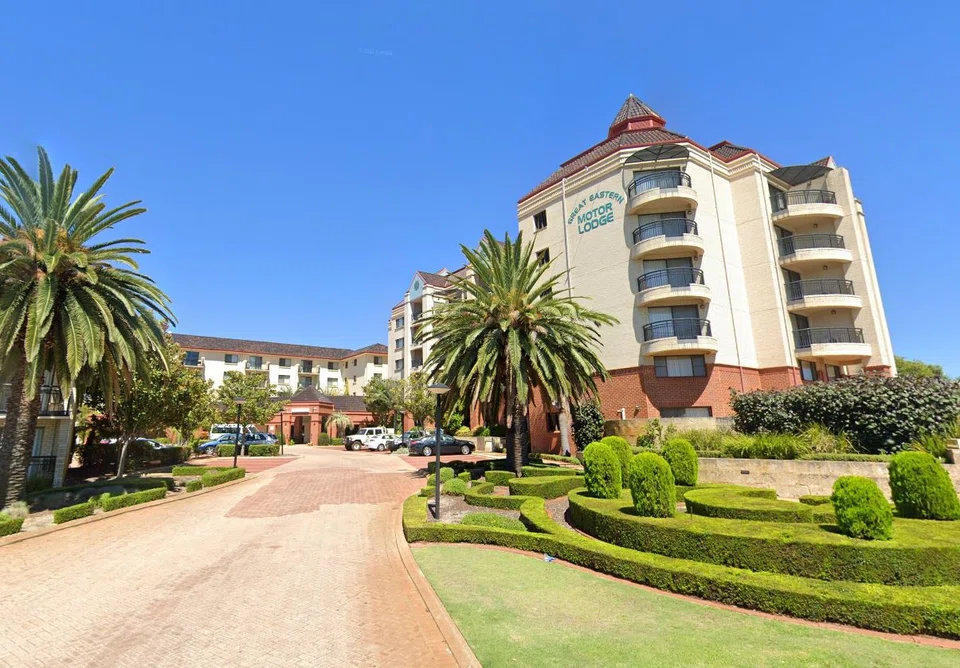 Great Eastern Motor Lodge is situated along the Great Eastern Highway, the main road linking the domestic and international terminals at Perth Airport to the Western Australian capital’s central business district.