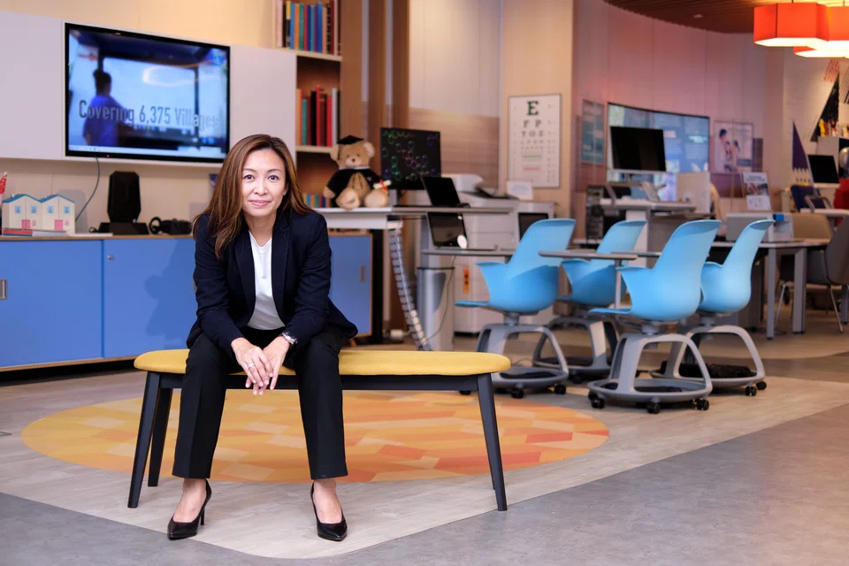 vehp18 - Vivian Chua, managing director of HP Singapore
