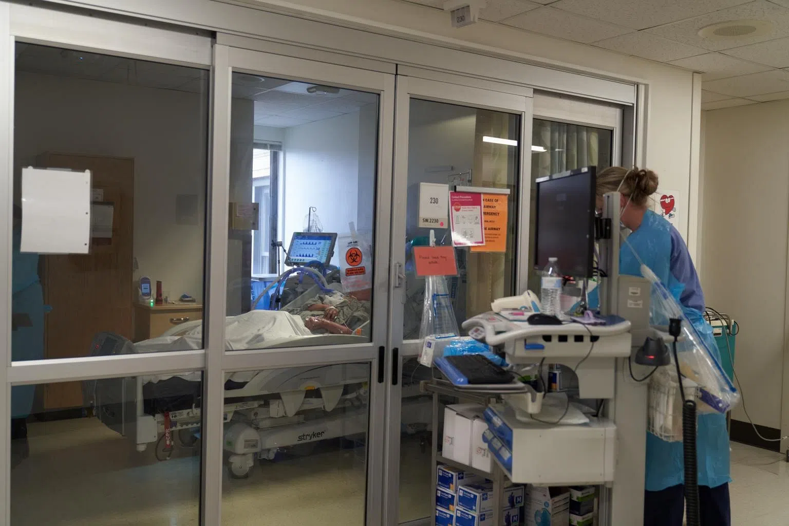 No 'panic' but Covid to 'overrun' some US hospitals Biden