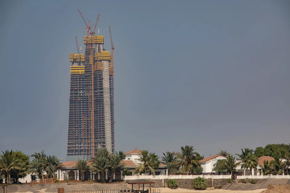 Kingdom Holding, majority owned by Prince Alwaleed, says it will resume construction of the Jeddah Economic Company Tower more than a decade after the project was first conceived.