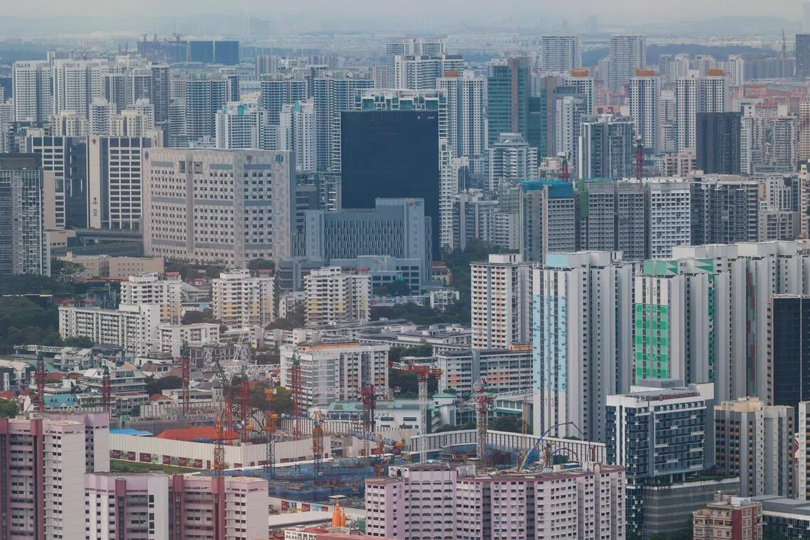 Among the three market segments, Outside Central Region led in condo and private apartment sales, accounting for neary 40% of sales in January. 