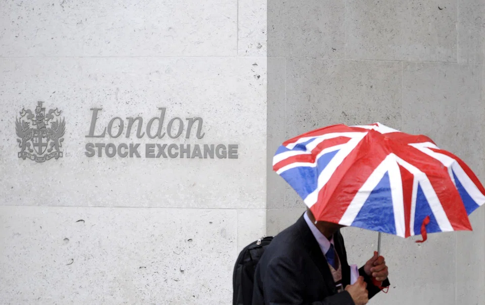 The FTSE 100 closed down 0.3 per cent on Wednesday, while the mid-cap FTSE 250 ended 0.2 per cent lower.
