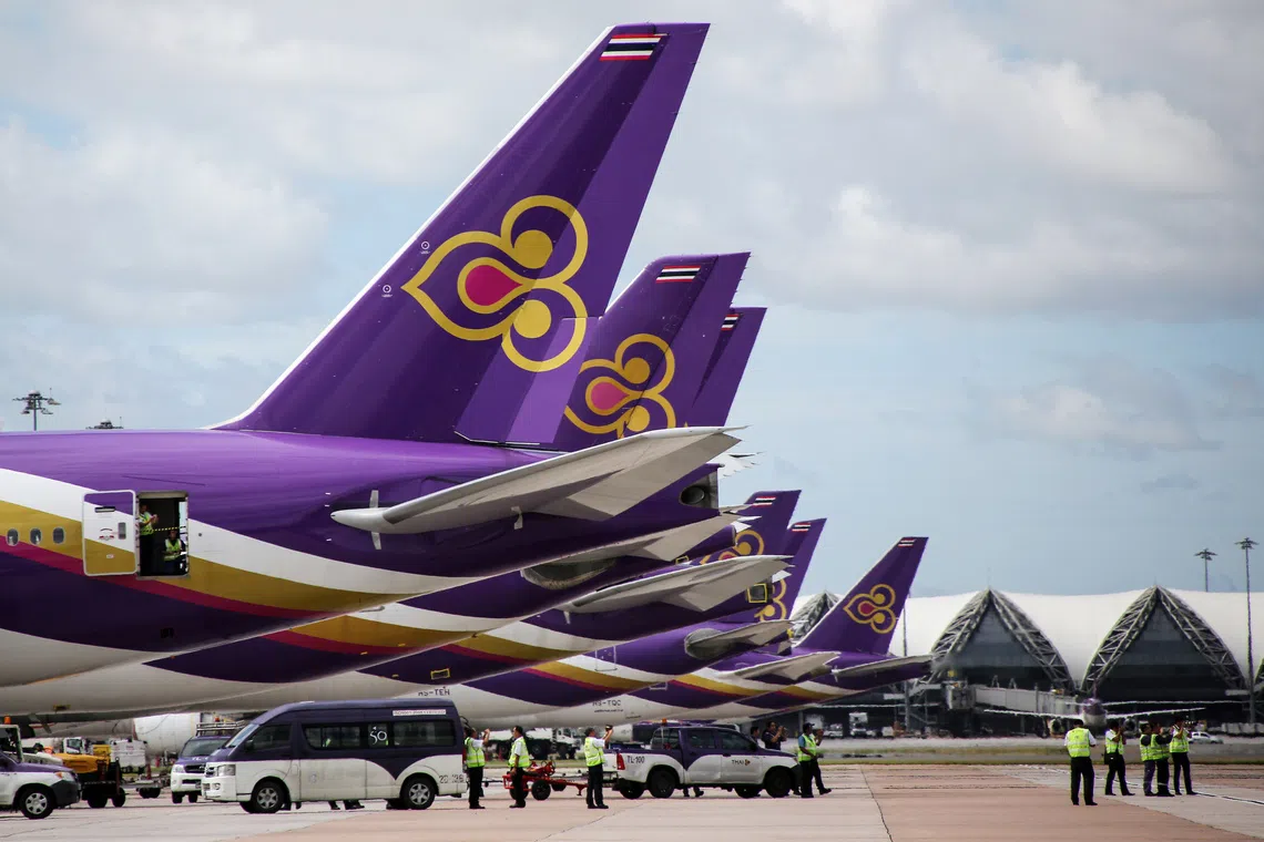 Thai Airways said on Friday that Q3 net income tumbled 65% to 4.4 billion baht.