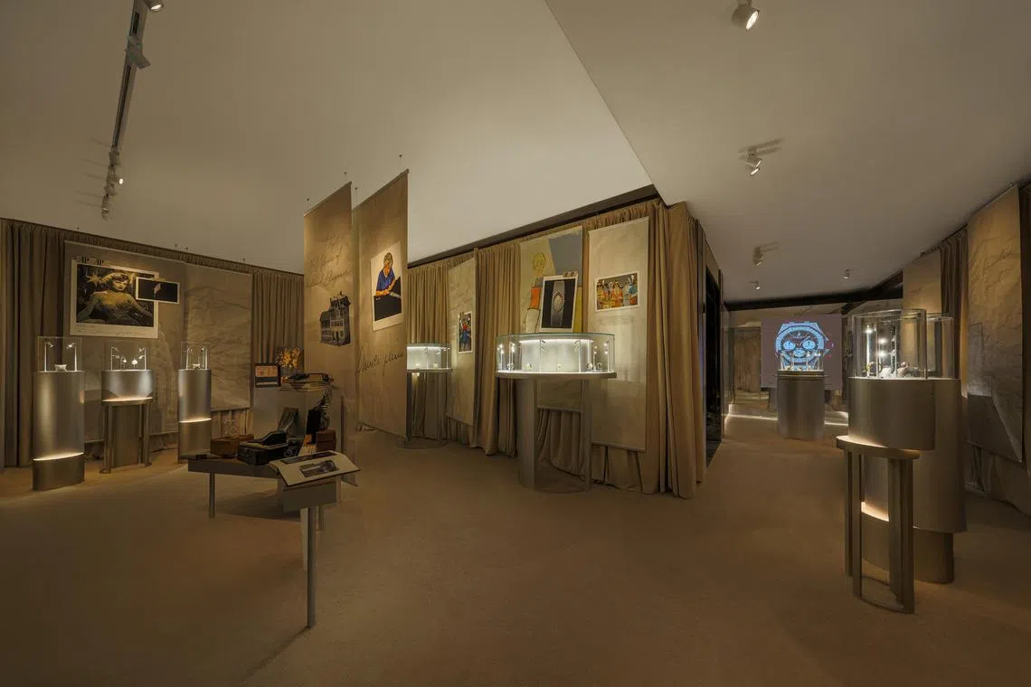 150 Years of Refined Elegance tells the story behind one of the Manufacture’s most cherished horological pursuits: miniaturisation.