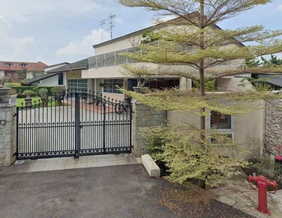 The home is located in a so-called good class bungalow area, designated for opulent mansions. 