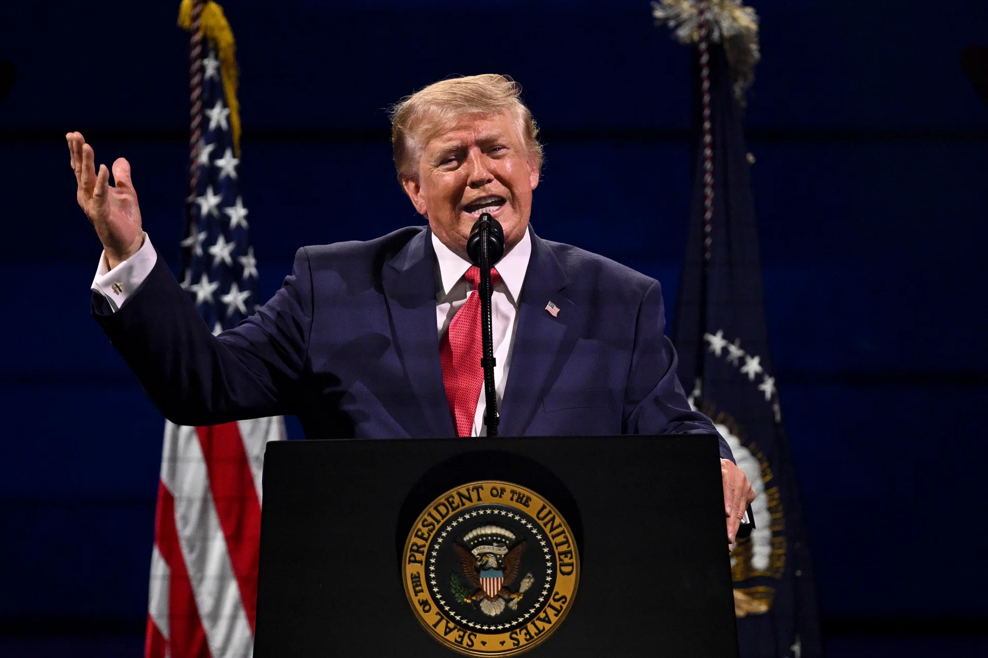 Trump heads to Nato summit to meet Zelensky, face wary allies