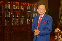Kwek Leng Beng says: "You have to have the courage, have the instinct, and you must be a doer", to be able to seize opportunities amid global uncertainties and high interest rates. 