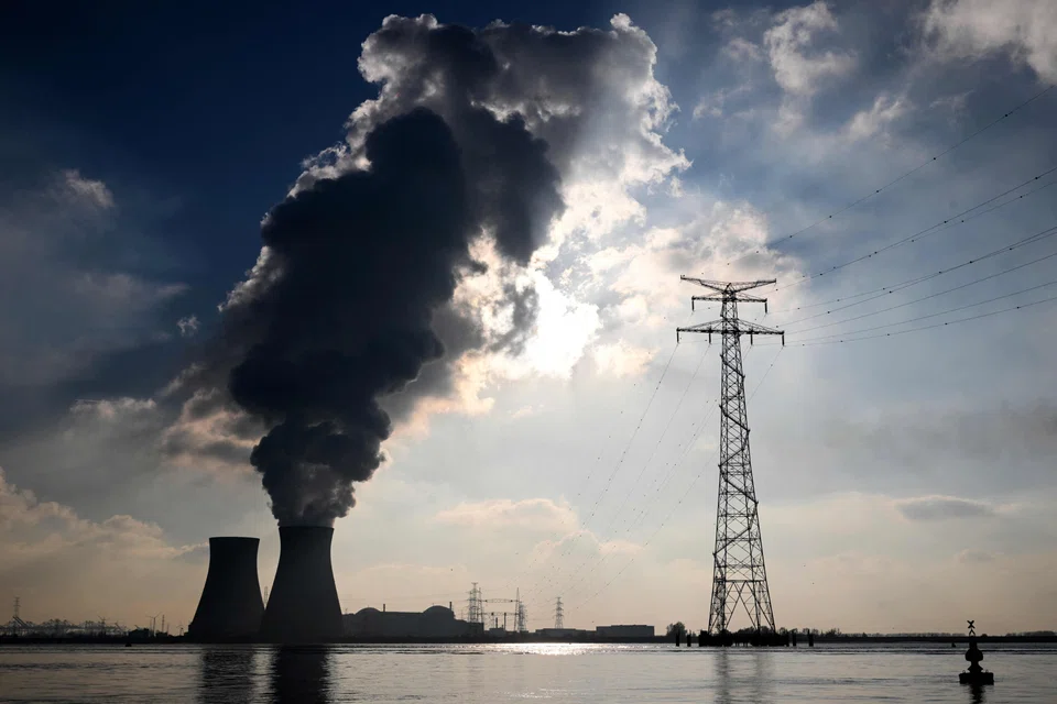 While commercial reactors have run on nuclear fission for decades, there has been growing interest in commercialising nuclear fusion.