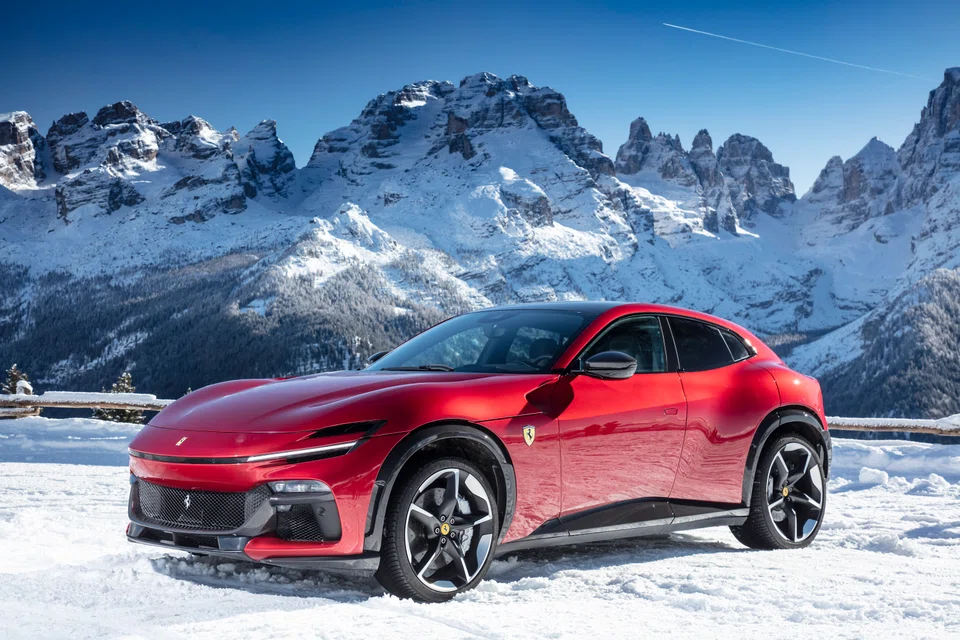 Ferraris are wide cars, but the Purosangue’s height seems to emphasise its bulk.