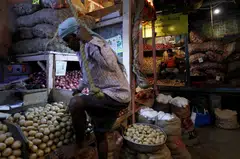 Food prices rose 5.52 per cent on-year compared with an increase of 4.65 per cent in March.