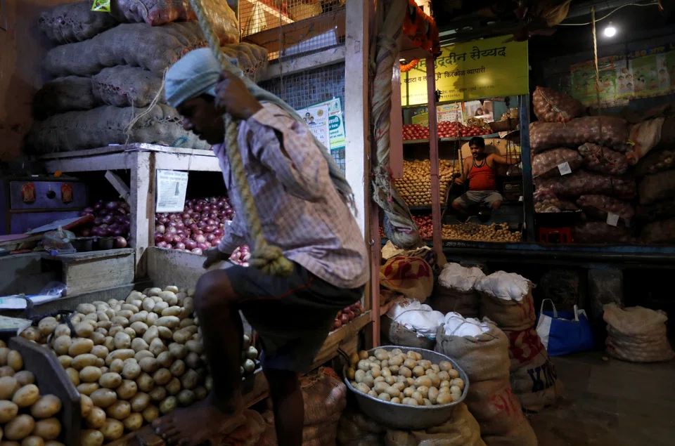 Food prices rose 5.52 per cent on-year compared with an increase of 4.65 per cent in March.