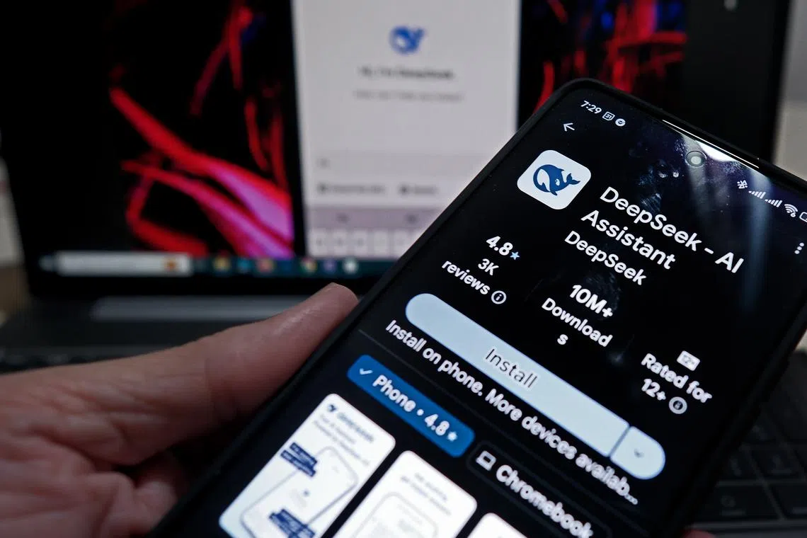 CMG20250130-ChungKS01/ Deepseek apps. [Telok Blangah]