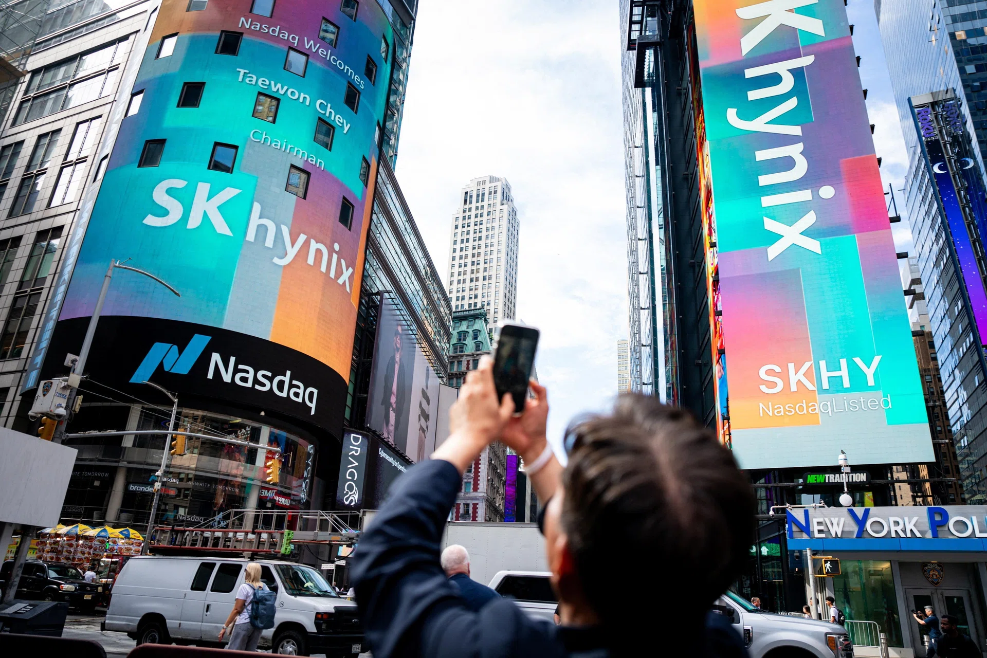 SK Hynix’s Q2 profit rises sixfold to a record high on AI chip demand, but misses forecasts