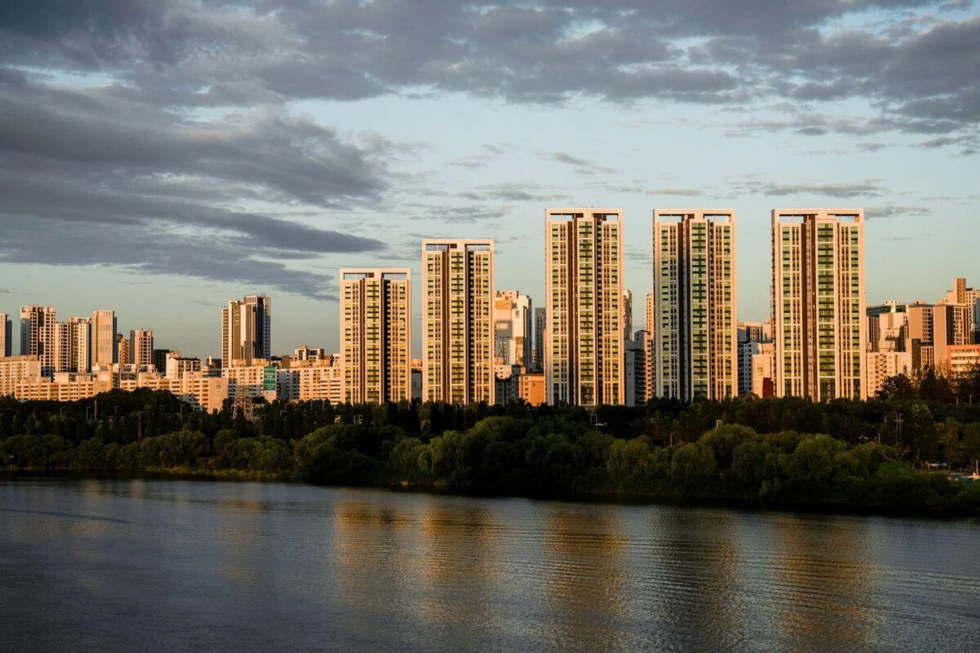 South Korea’s president slammed for selling home, giving buyer mortgage