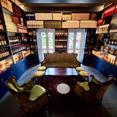 SyZyGy is Singapore's first armagnac bar.