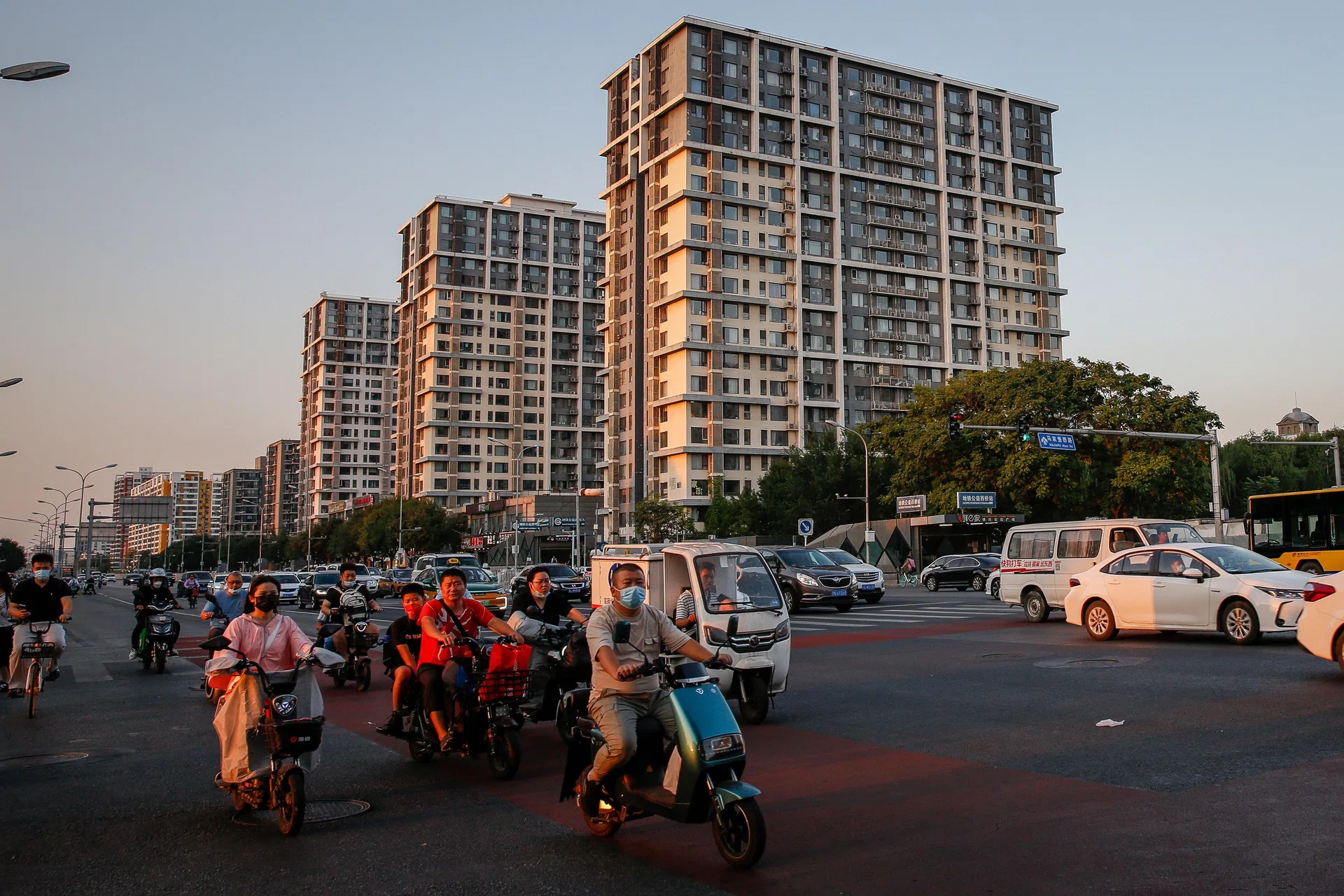 China used-home prices fall at slower pace in relief to market