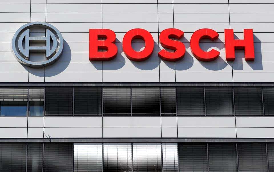 Bosch said that those employees, whose contracts stipulated that they work 38-to-40 hours a week, will work only 35 hours a week starting Mar 1.