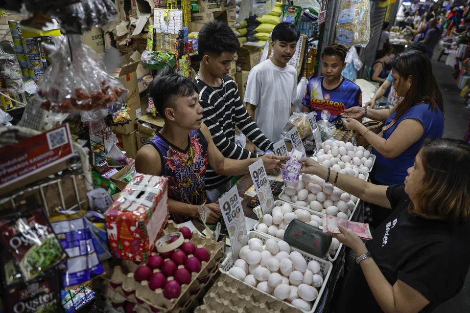 Philippines' consumer price index rose 2.5 per cent in November from 2.3 per cent the previous month as a slew of typhoons last month pushed food prices higher.