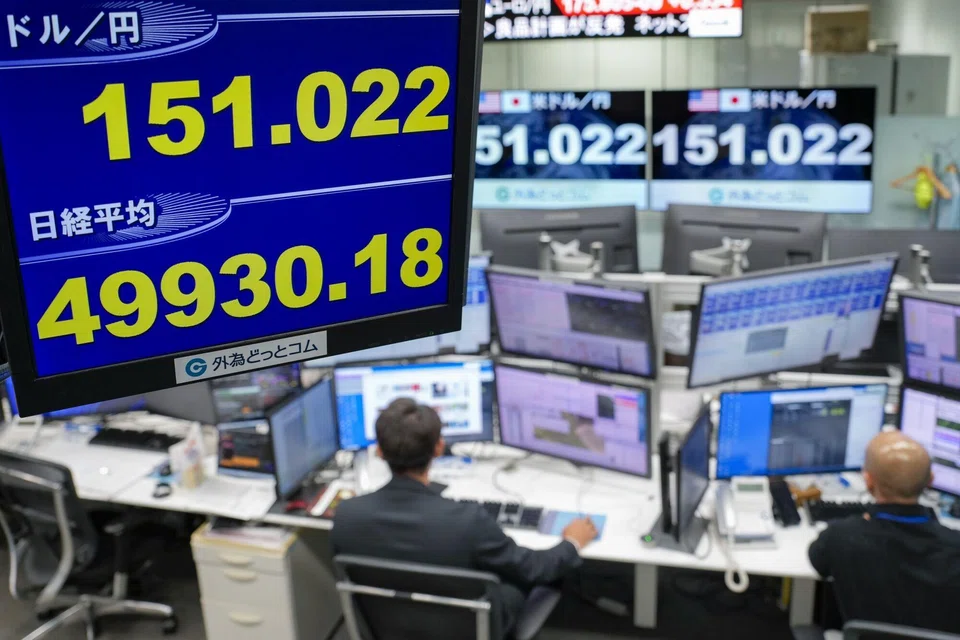 Tokyo stocks climbed more than one per cent, while Hong Kong, Shanghai, Seoul, Singapore, Wellington, Manila and Indonesia shares were also in positive territory.