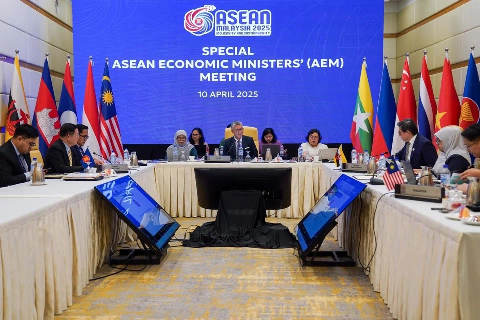Acknowledging the US as the bloc's largest source of foreign investment and second-biggest trading partner, Asean economic ministers on Apr 10 called for “frank and constructive” talks to prevent a deeper rupture.