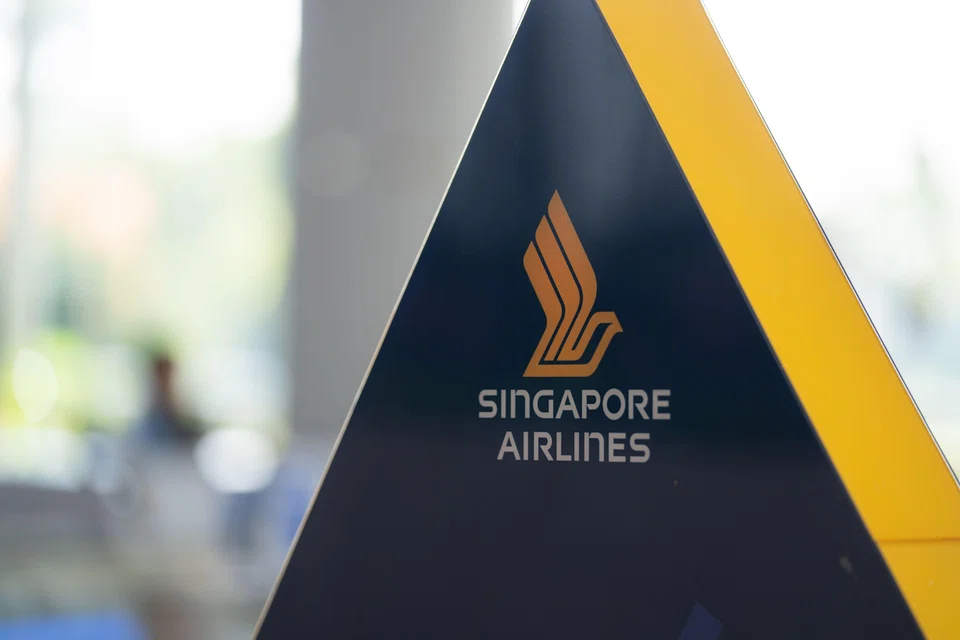 On Tuesday morning, Singapore Airlines shares dived 8.7% to S$6.94 in early trade. 