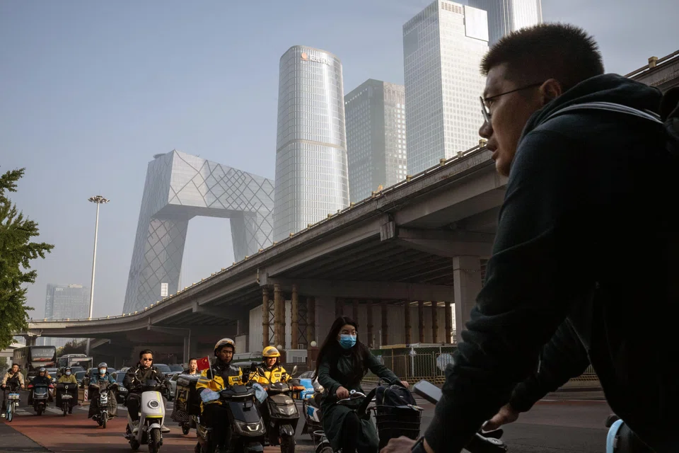 Chinese companies raised a record amount through IPOs last year, defying a global slump and bringing hopes to bankers in Asia that the end of Covid Zero policy would boost activity even further.