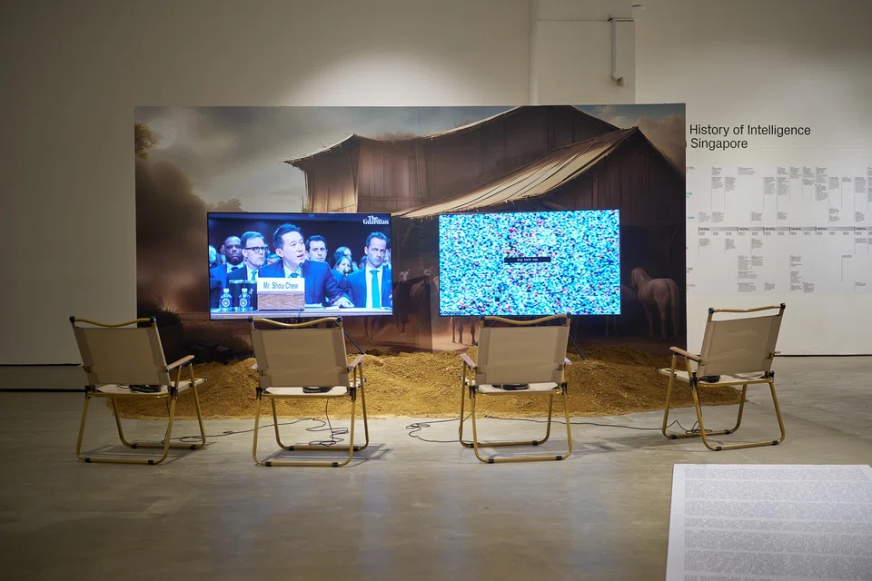 Ho Rui An's two-channel video installation "Figures Of History And The Grounds Of Intelligence" explores the history of "intelligence" in Singapore.