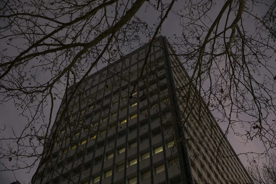 Australia’s moderating inflation and an uptick in unemployment is reinforcing bets that the RBA to start reducing rates as soon as this year. 