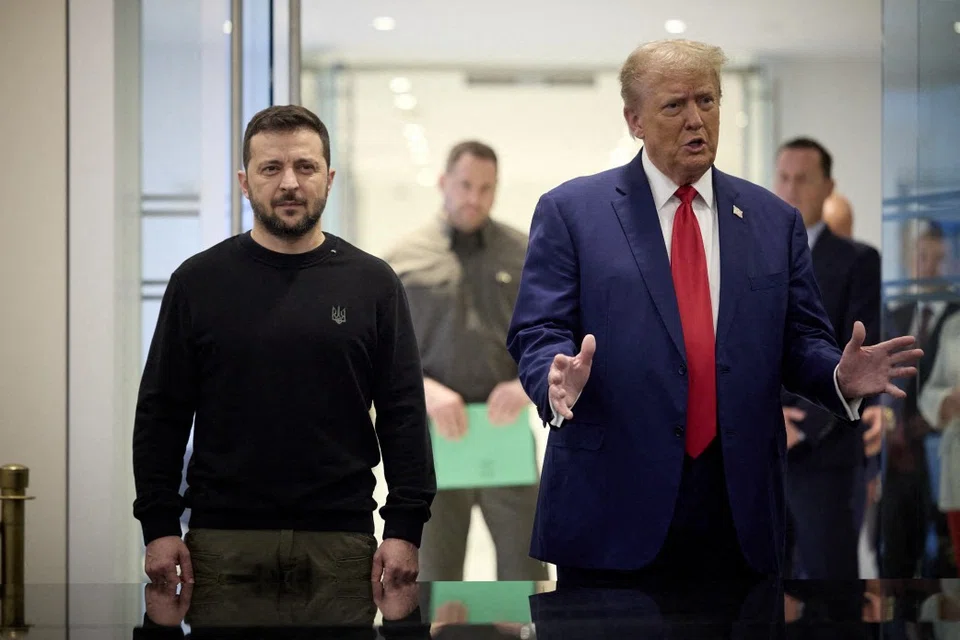 US President Donald Trump has put pressure on Ukrainian President Volodymyr Zelenskiy to agree an end to the Russia-Ukraine conflict. 