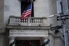 US stocks tumble as economic data suggests dampening business activity and deteriorating consumer sentiment. 