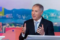 The move is aligned with the vision of chief executive officer Georges Elhedery, who wants to bring the bank more in line with pay practices at American peers. 