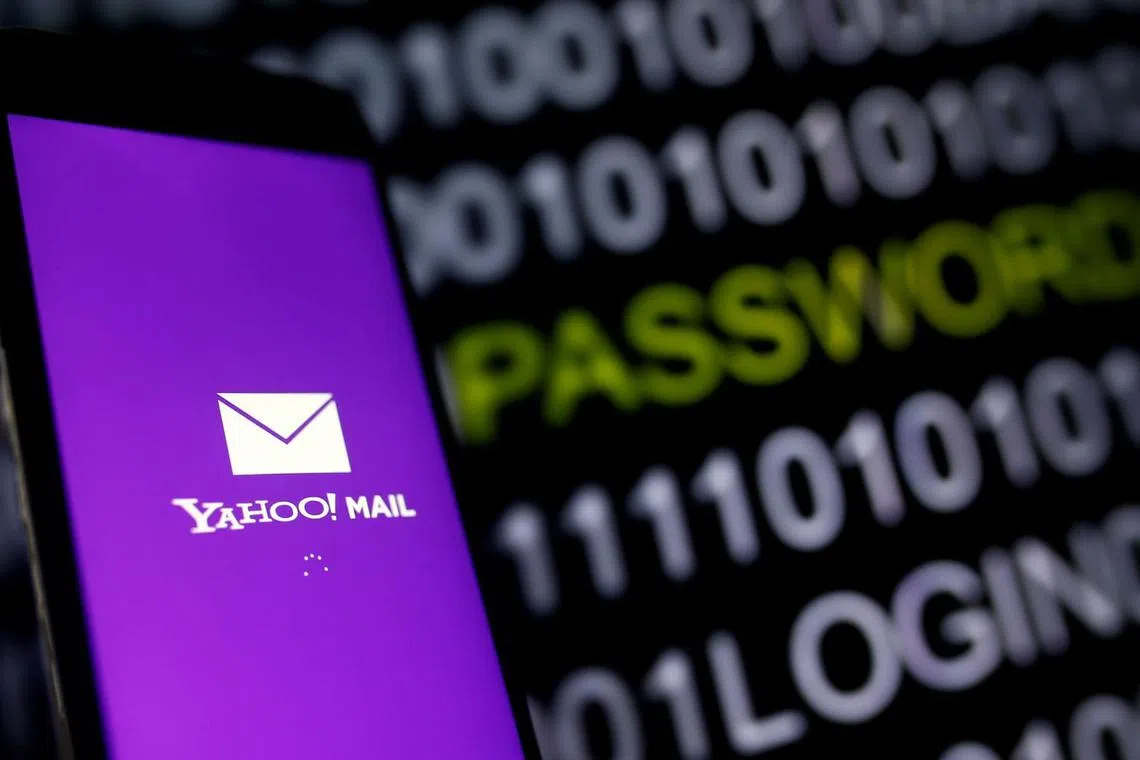 Yahoo email scan shows US spy push to recast constitutional privacy